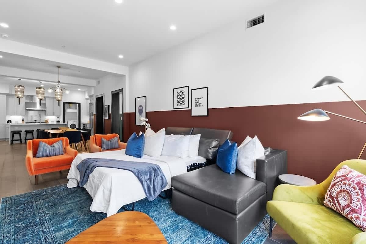 Hotel Downtown 3br Penthouse With Private Terrace *