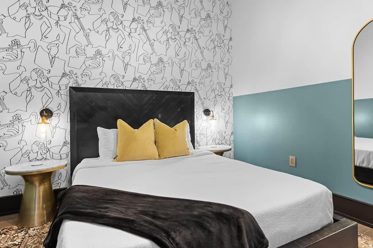 Hotel Downtown 3br Penthouse With Private Terrace New Orleans