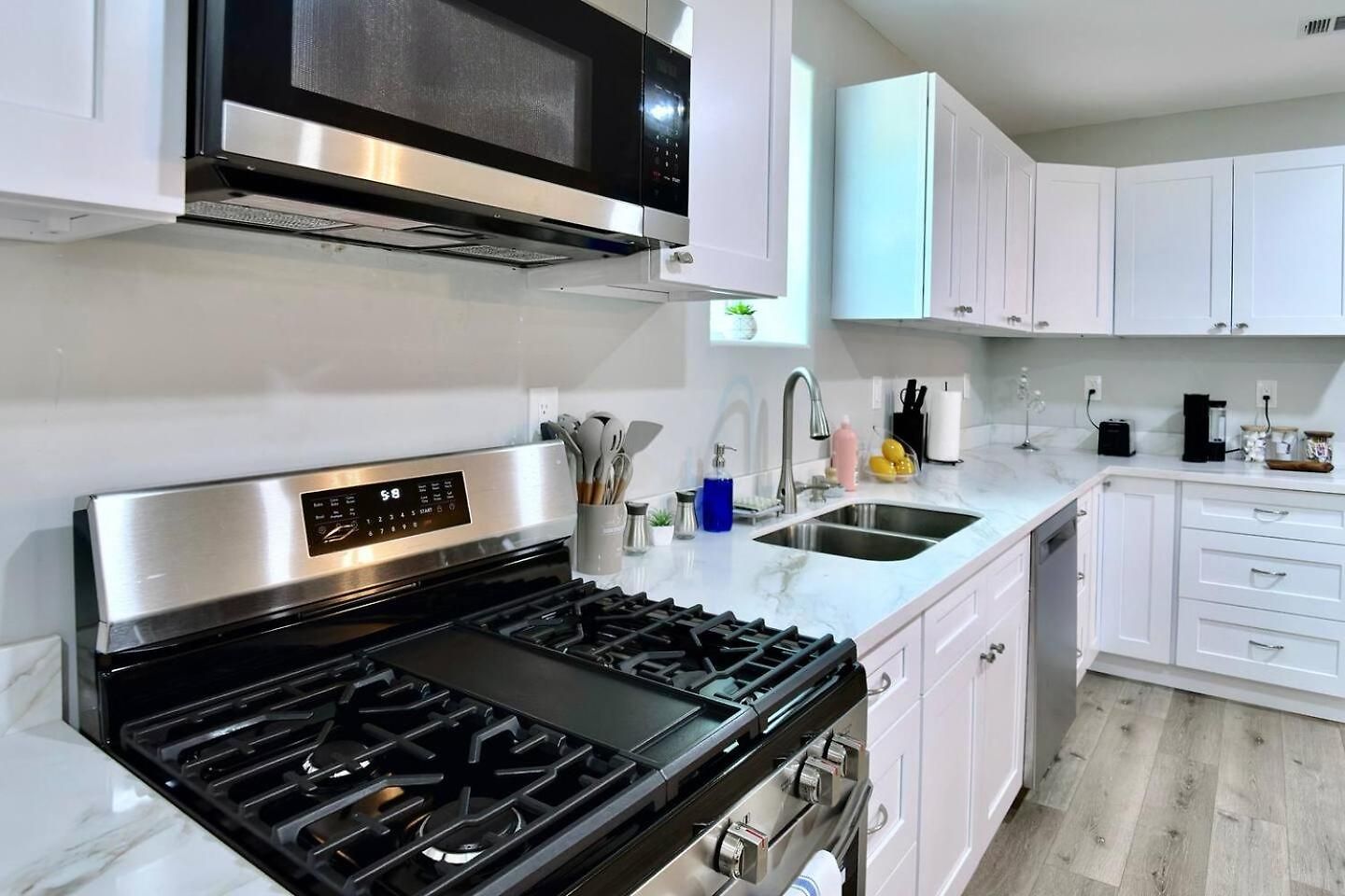Modern 4br Easy Access To Attractions