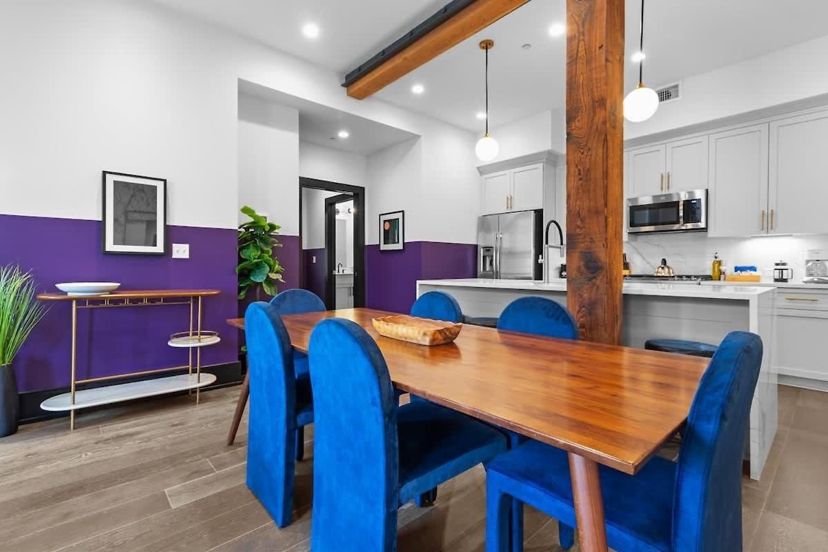 Modern Comfort Pool Gym & Game * New Orleans