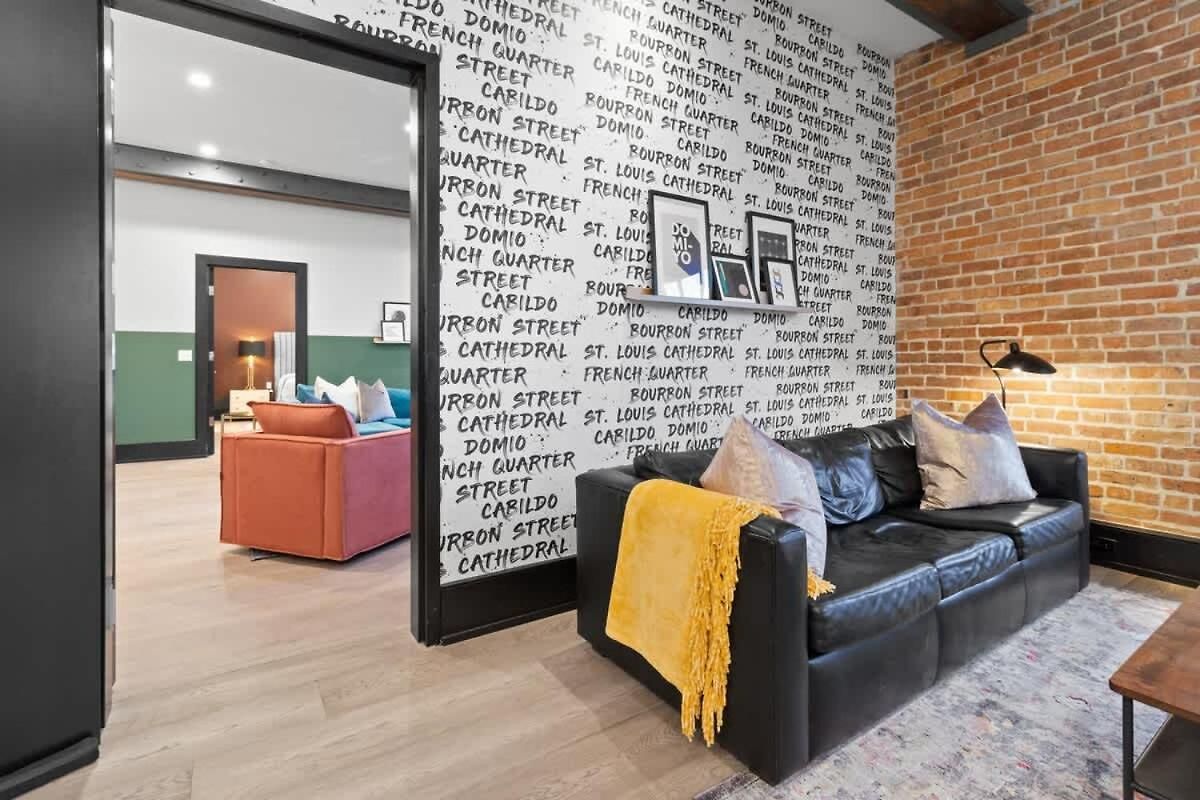 Hotel Huge 4bd 4ba With 2 Queen Sleeper Sofas New Orleans