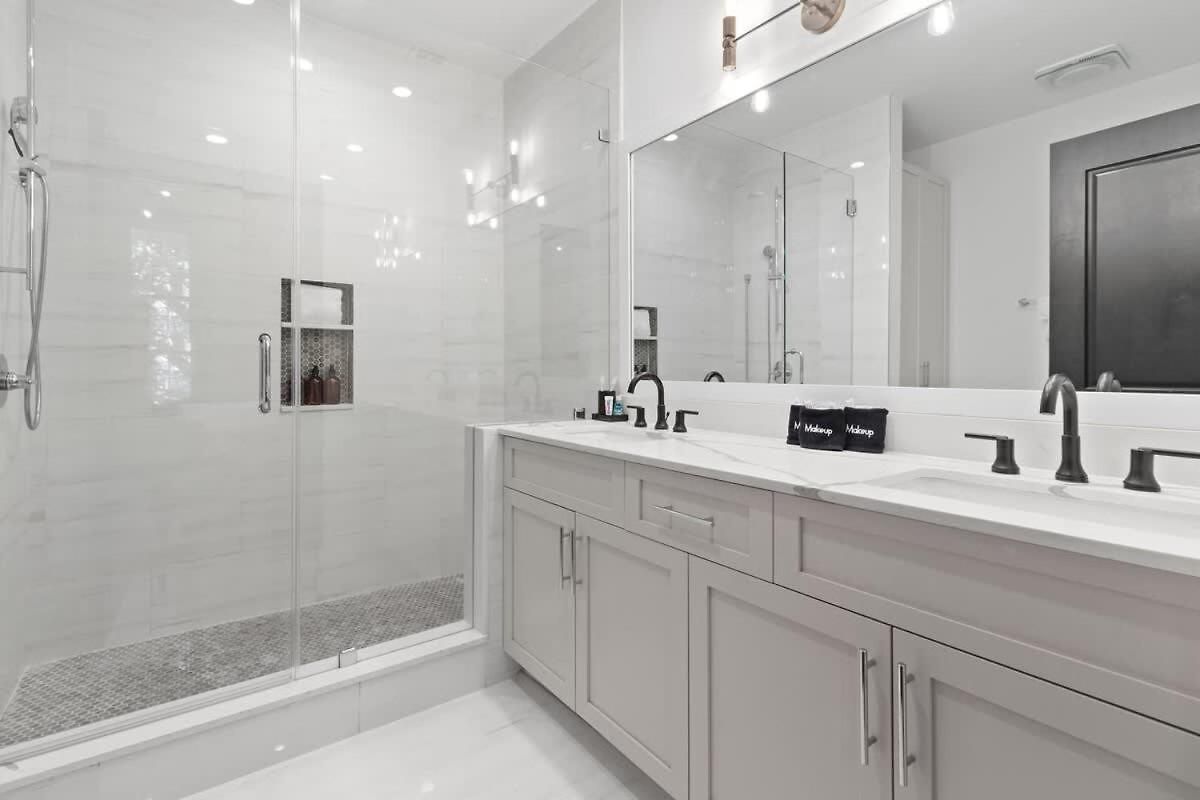 Hotel Luxe 2br 2ba Steps From Superdome