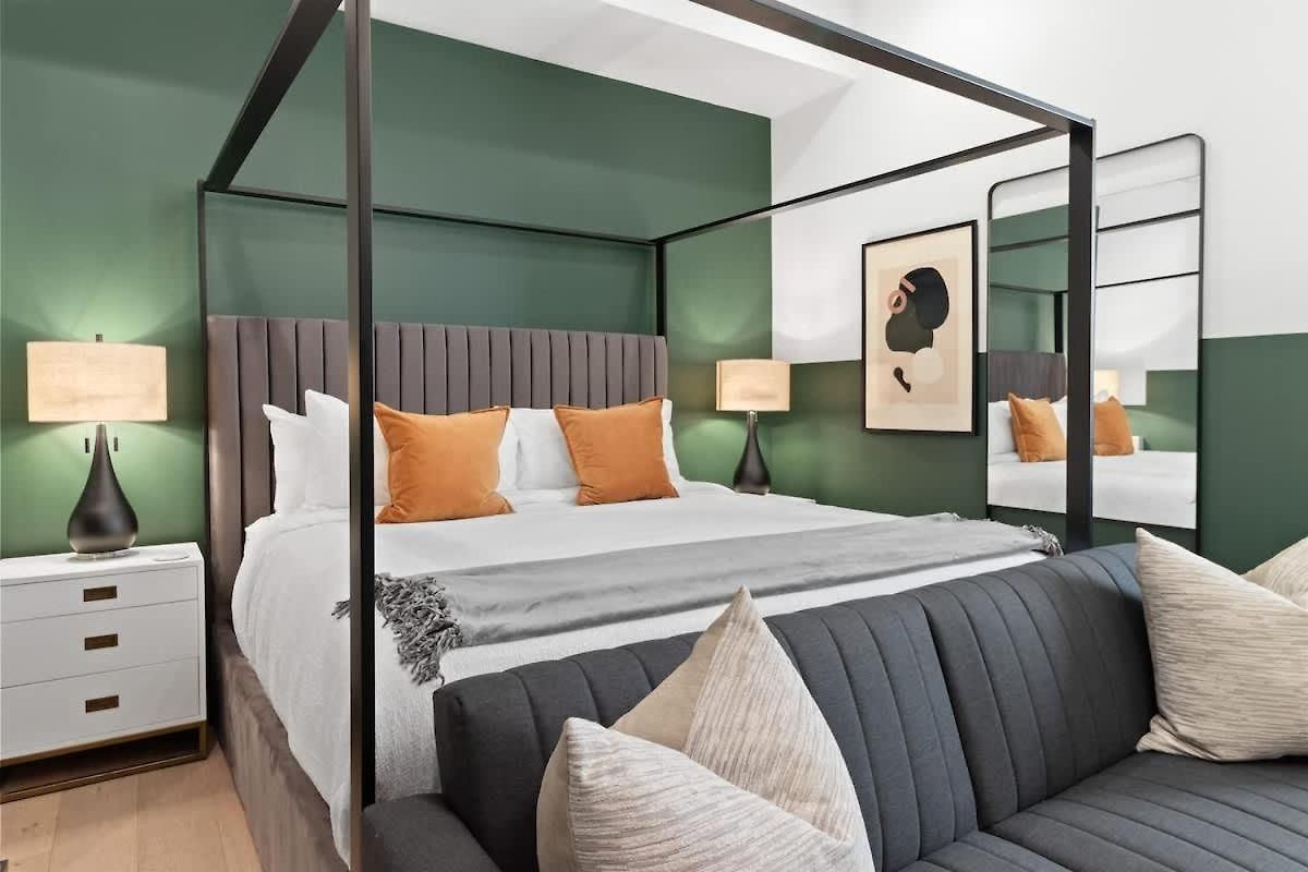 Hotel Downtown With Rooftop Pool Game & Gym New Orleans
