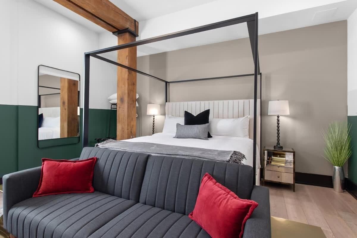 Hotel Historic Charm With Modern Luxuries Rooftop Pool *