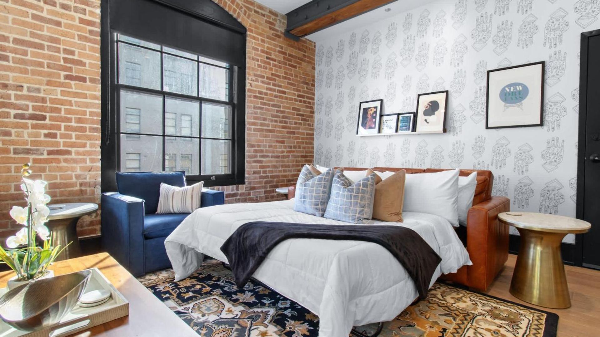 Stylish W Rooftop Amenities Downtown
