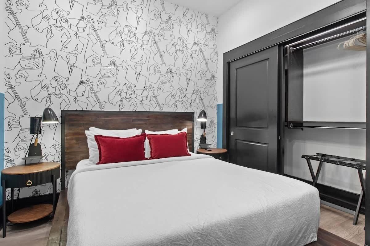 Huge 4bd 4ba 2 Living Downtown * New Orleans