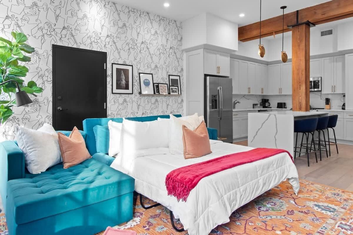 Downtown 2br Sleeps 6 Heated Pool New Orleans