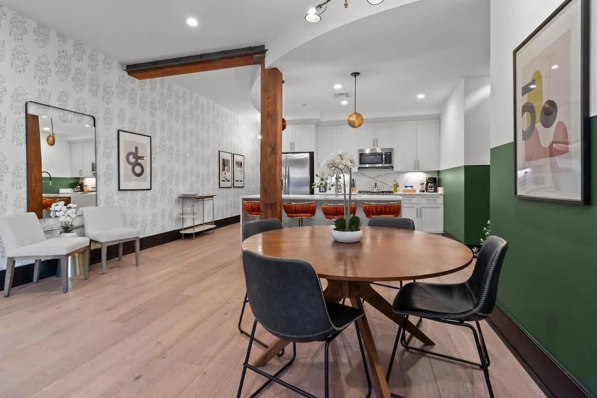 Hotel Close To Nola Hotspots Downtown
