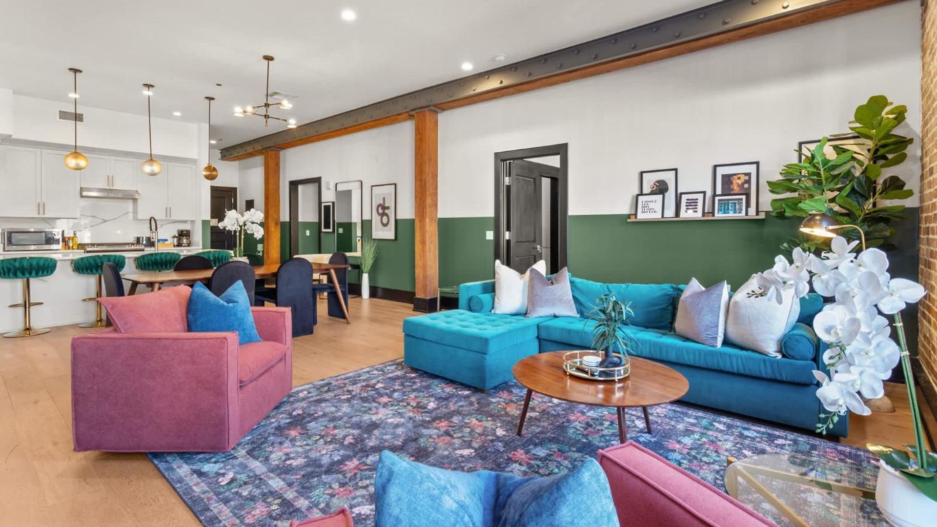 Rare Find 2br 2ba Steps From Superdome Hotel New Orleans