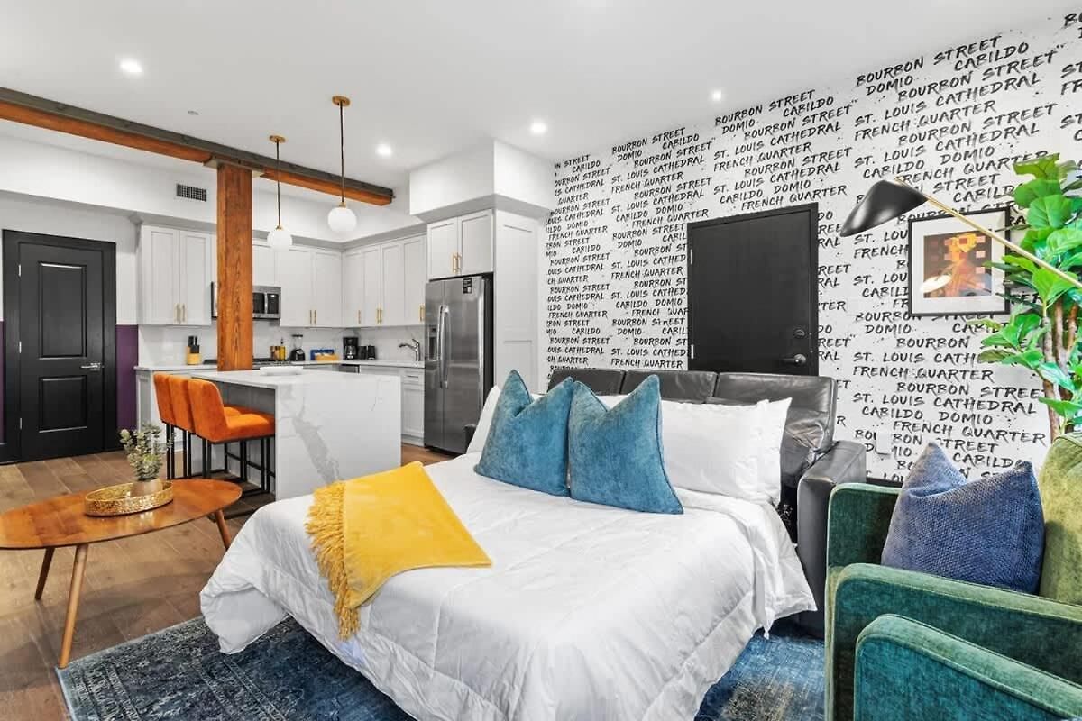 2 Living Rooftop Perfect For Groups * New Orleans