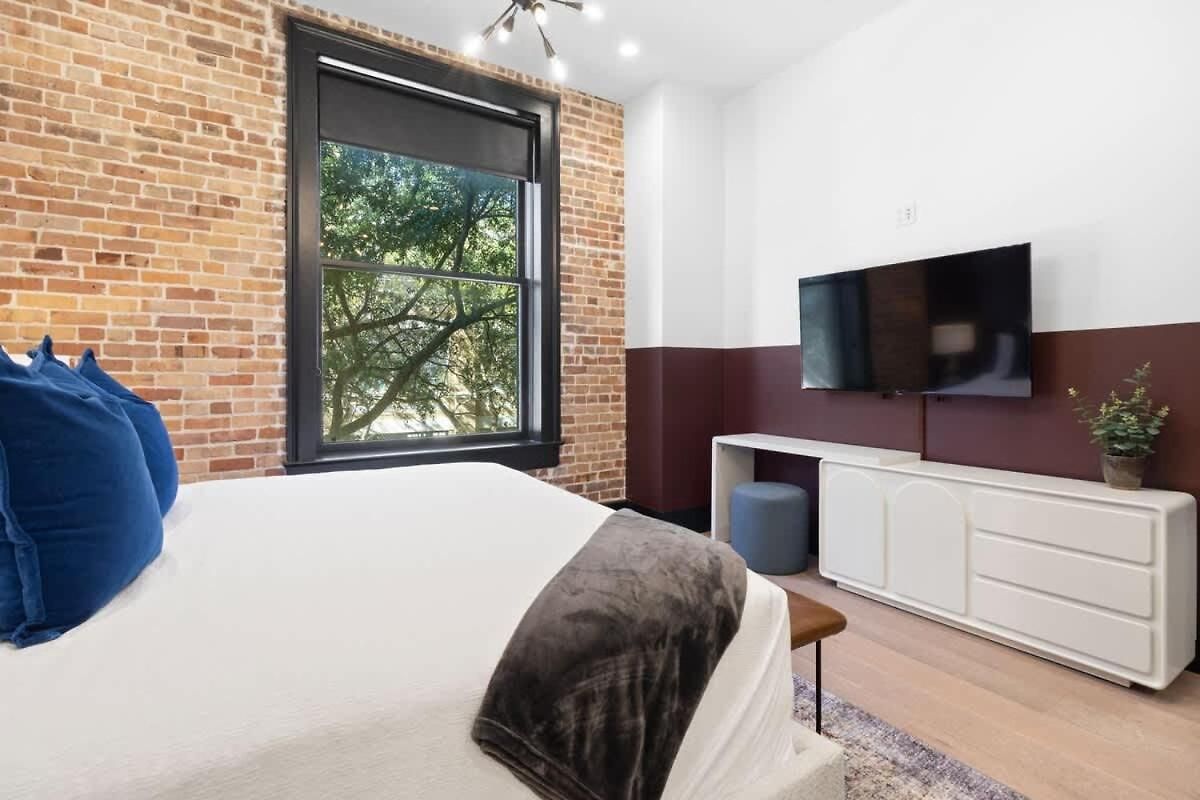 Luxe 2br 2ba Steps From Superdome * New Orleans