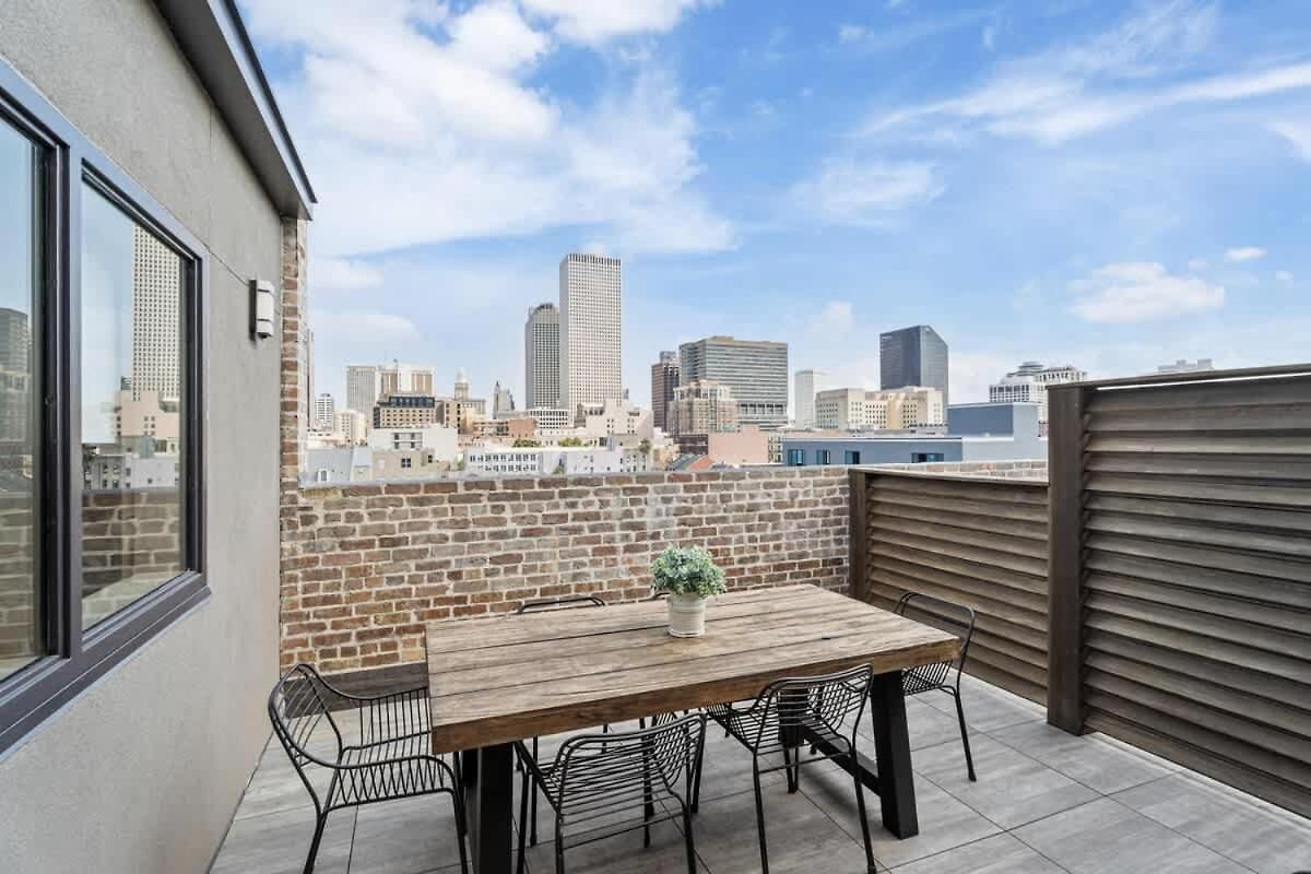 Hotel Downtown Penthouse W Private Terrace New Orleans