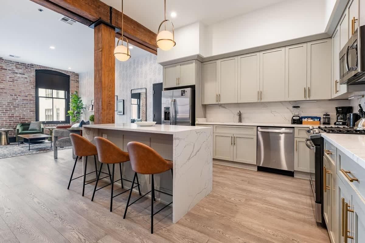 Hotel Luxe 4bd 4ba With 2 Queen Sleeper Sofas New Orleans