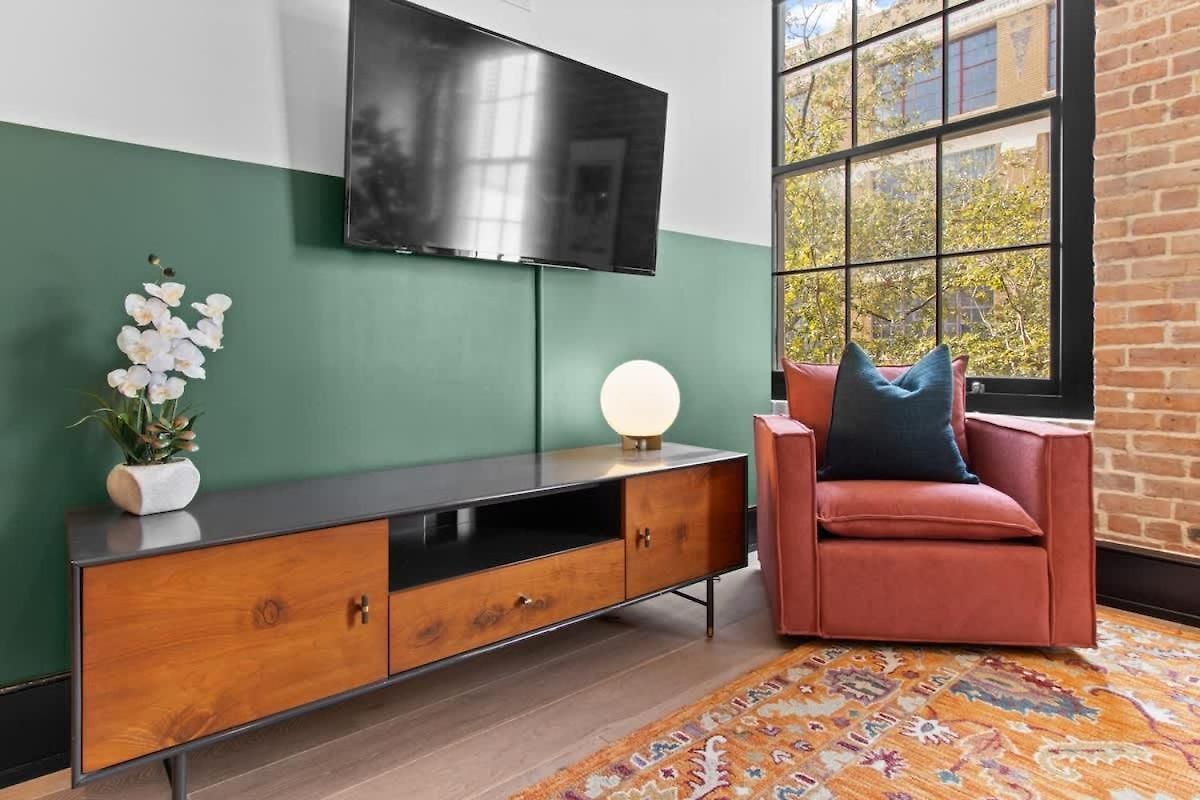 Downtown 2br Sleeps 6 Heated Pool Hotel New Orleans