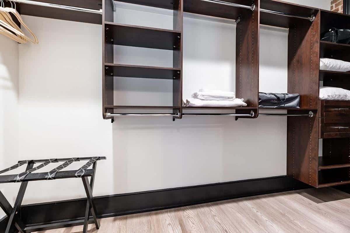 Downtown Nola Luxury Rooftop Pool Sleeps 6 New Orleans
