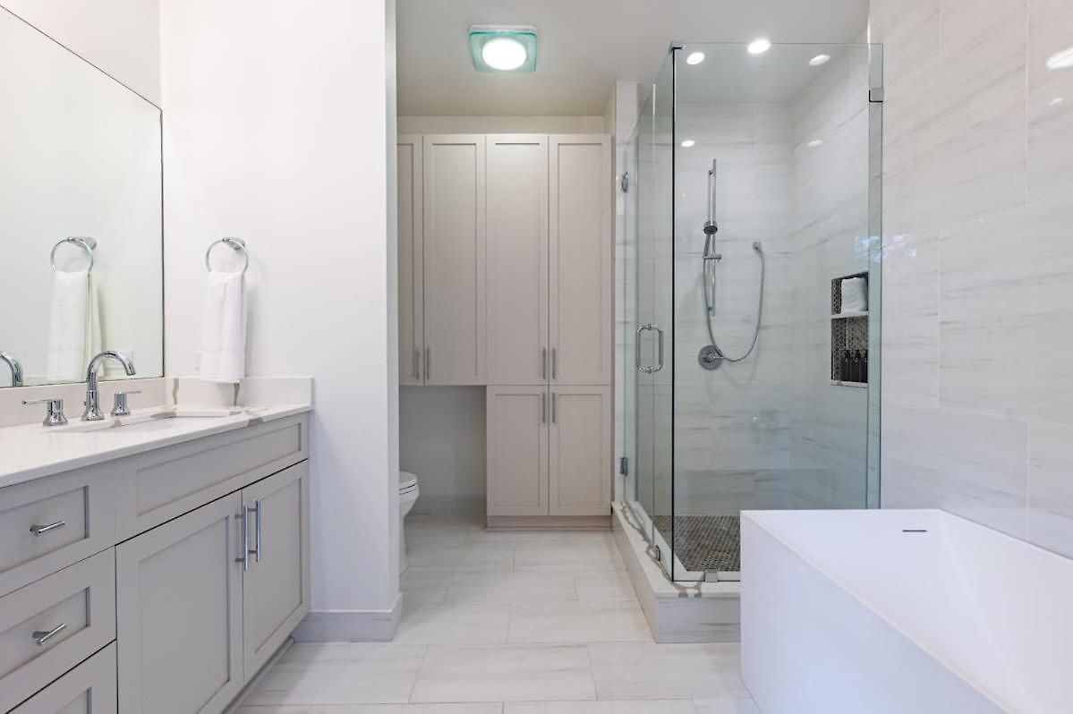 Prime Location Downtown Hotel
