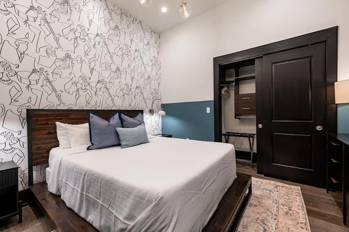 Hotel Lux 4bd 4ba 2 Sleeper Sofas Own Terrace