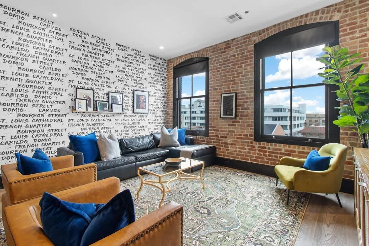 Hotel Huge 4bd 4ba 2 Living Downtown