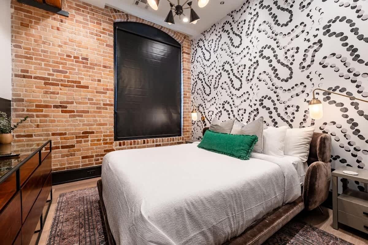Prime Location Downtown New Orleans