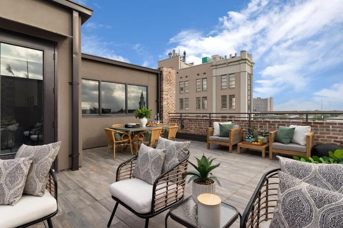Hotel Corner Penthouse Private Terrace New Orleans