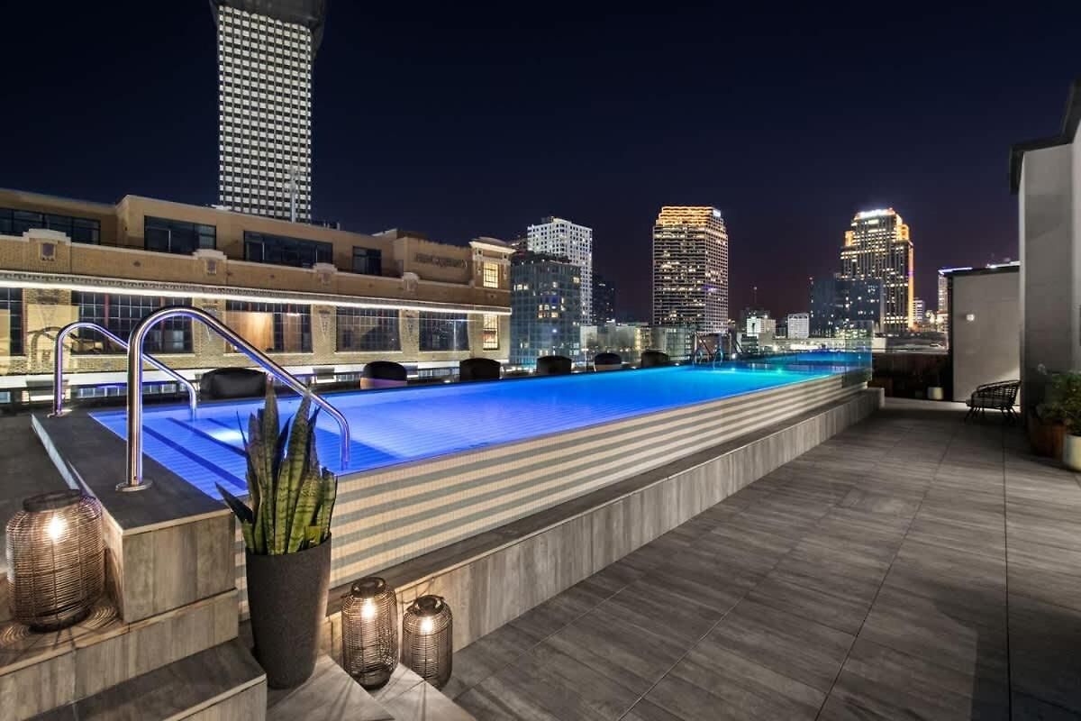 Game Gym Pool Rooftop Downtown Hotel New Orleans