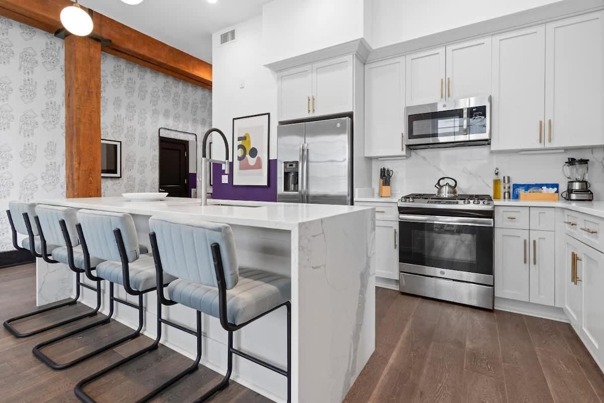 Hotel Double The Space Xl 2 Living Kitchens