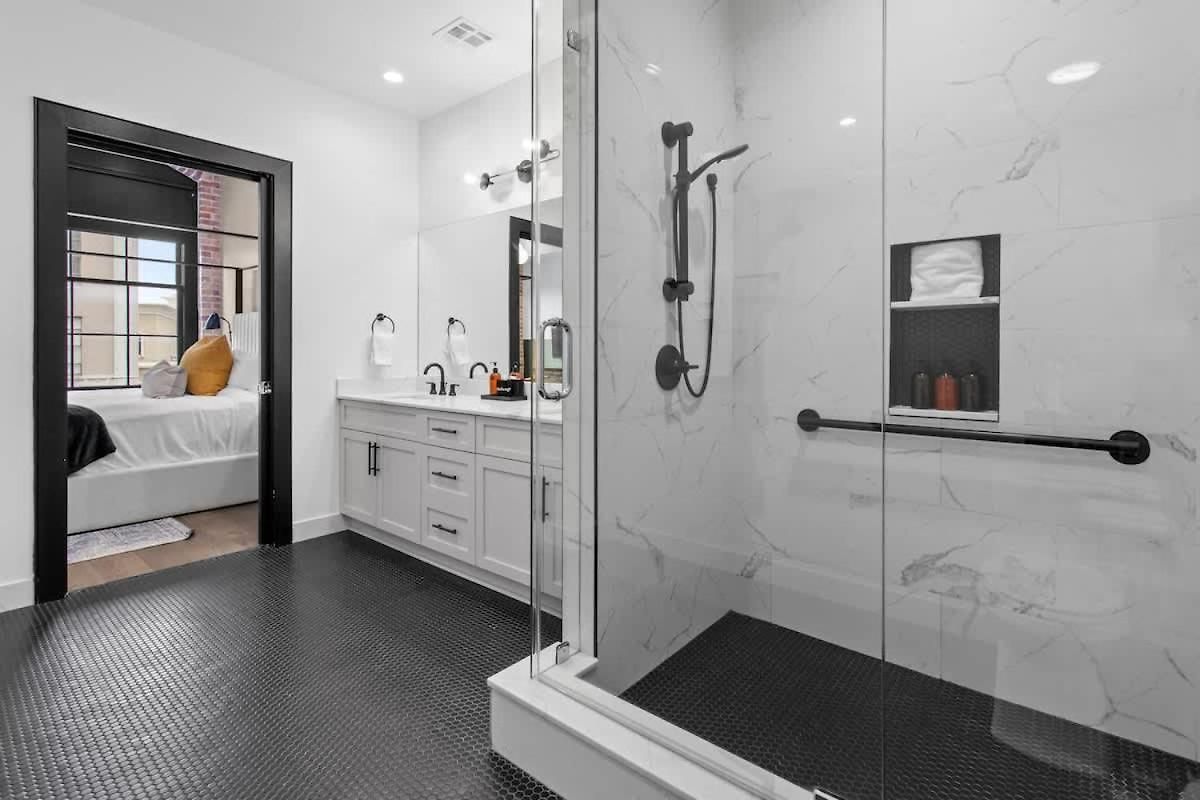 Hotel Lux 4bd 4ba Walk To Dome&french Quarter *