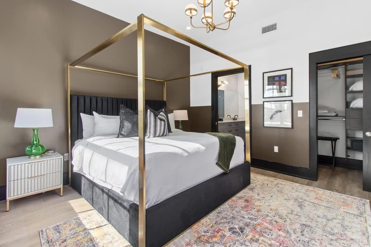 Downtown 4bd 4ba 2 Living And Kitchens New Orleans