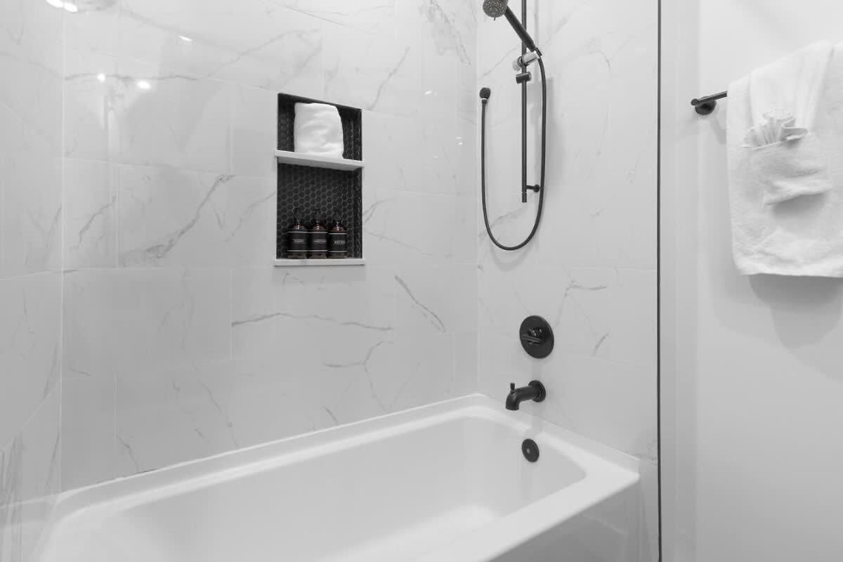 Lux 2br Near Dome And Fq New Orleans