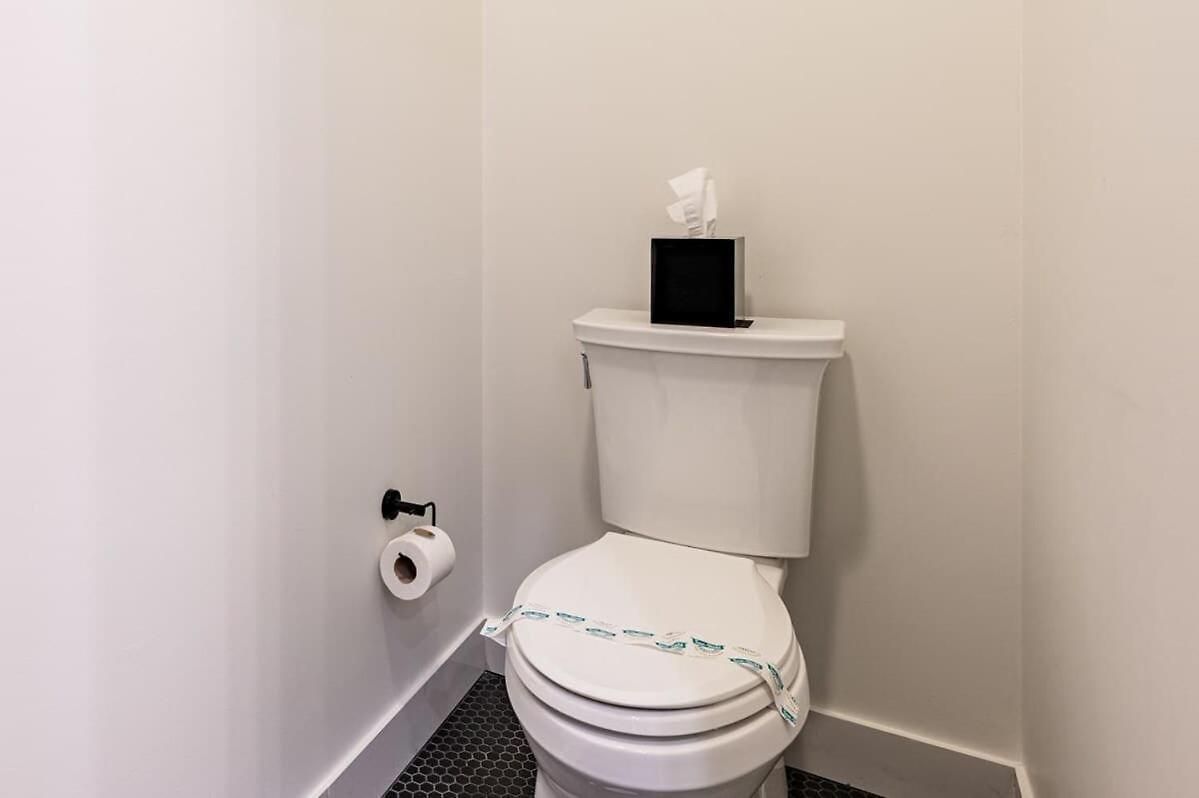 Hotel Lux 2br Near Dome And Fq *