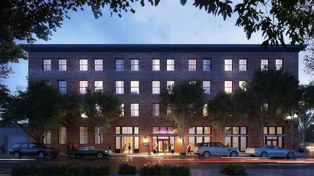 2br 2ba Rooftop Pool Gym Game New Orleans