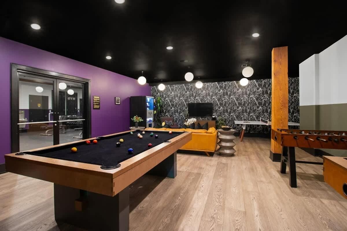 Hotel Downtown 4bd 4ba Sleeps 12