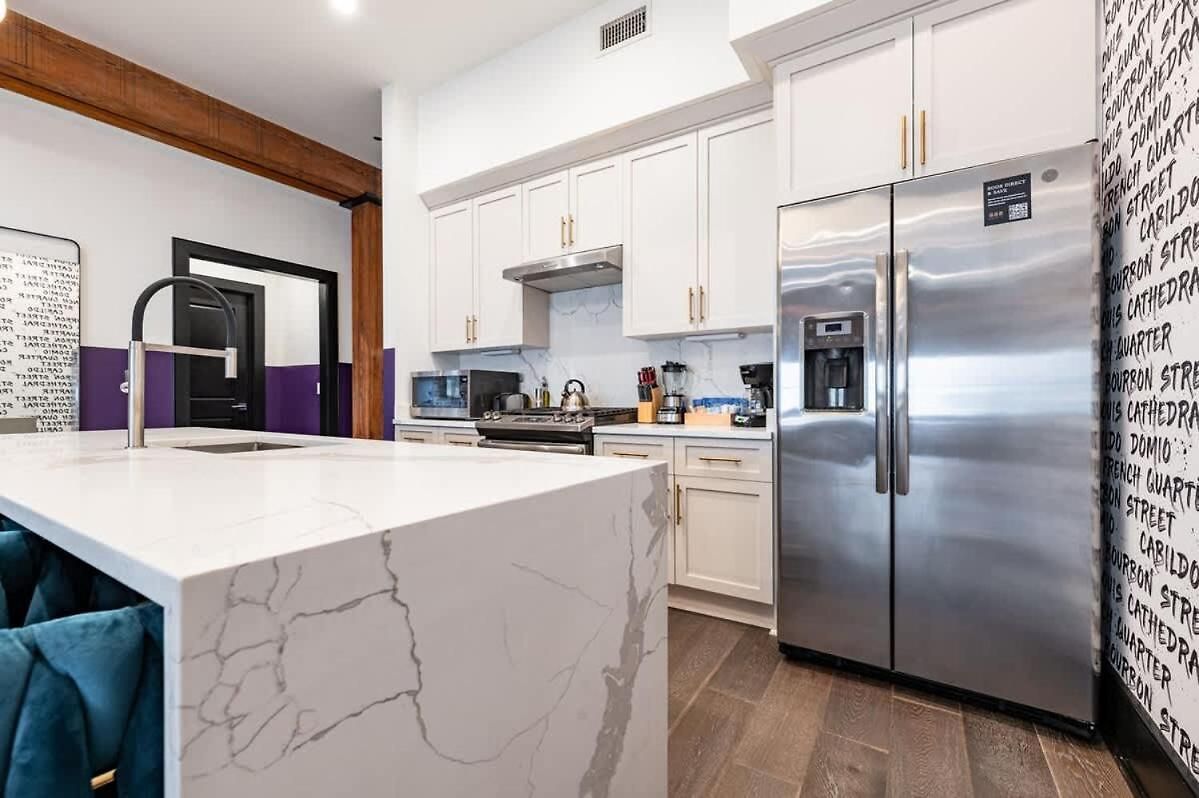 Lux 4bd 4ba Walk To Dome&french Quarter Hotel *
