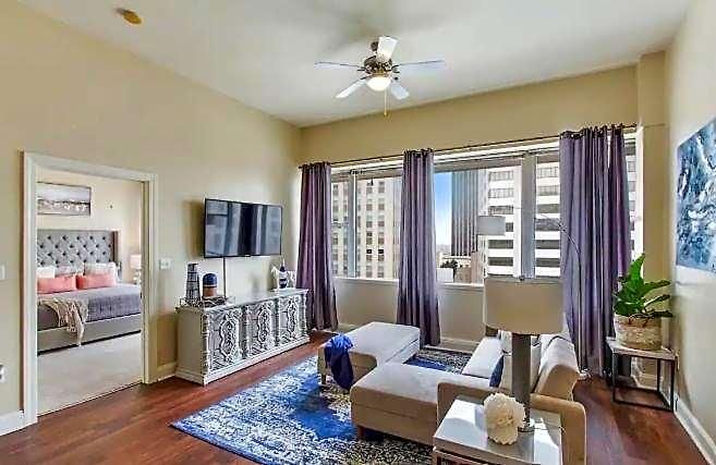 Beautiful Walk To French Quarter, Pool, Gym, View Hotel 3*