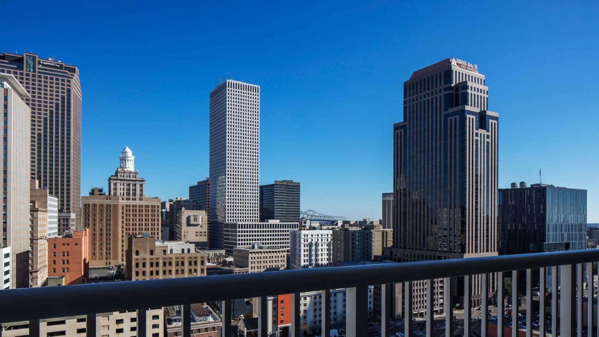 Hotel New Orleans-downtown Superdome By Ihg 4*