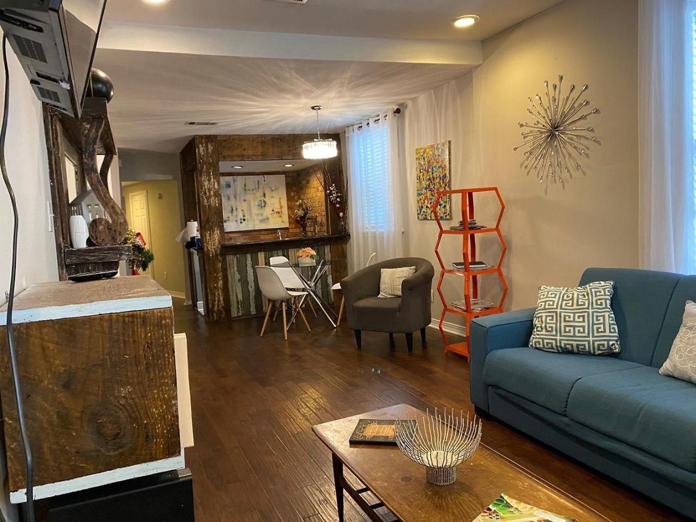 Apartment Steps Into The French Quarter New Orleans