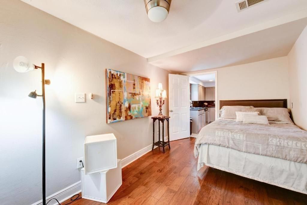 Apartment Steps Into The French Quarter New Orleans