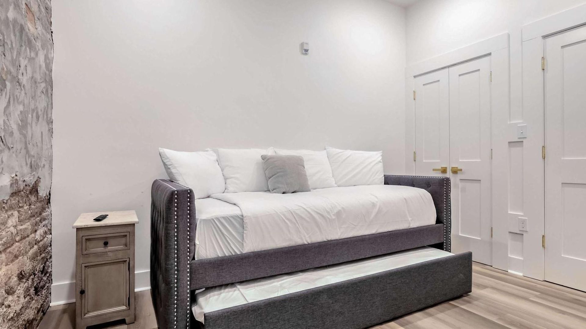 Apartment Roami At The Churchill