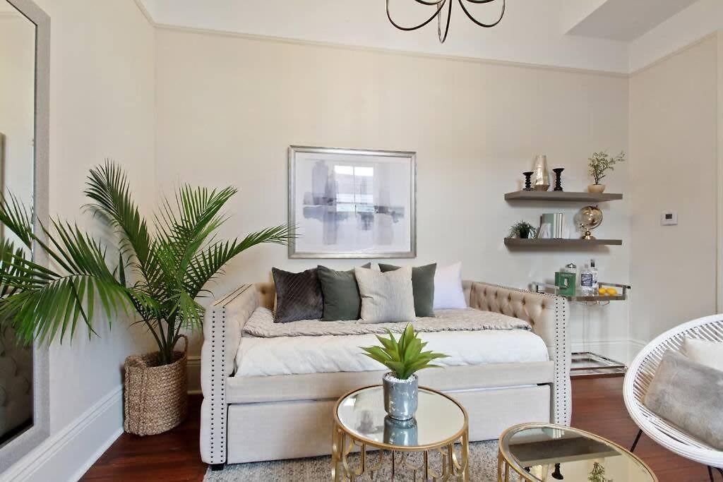 Refurbished With Hot Tub