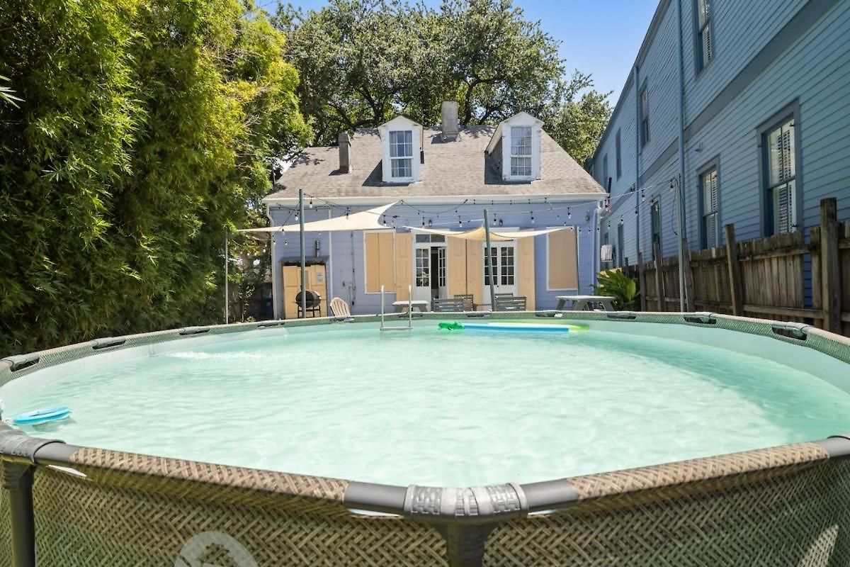 Holiday home Governors Mansion 5 Bedroom-3 Bath *