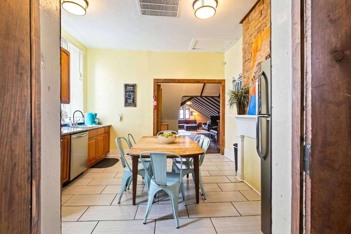 Historic Treme Creole 3 Bed-2 Bath Bed & Breakfast