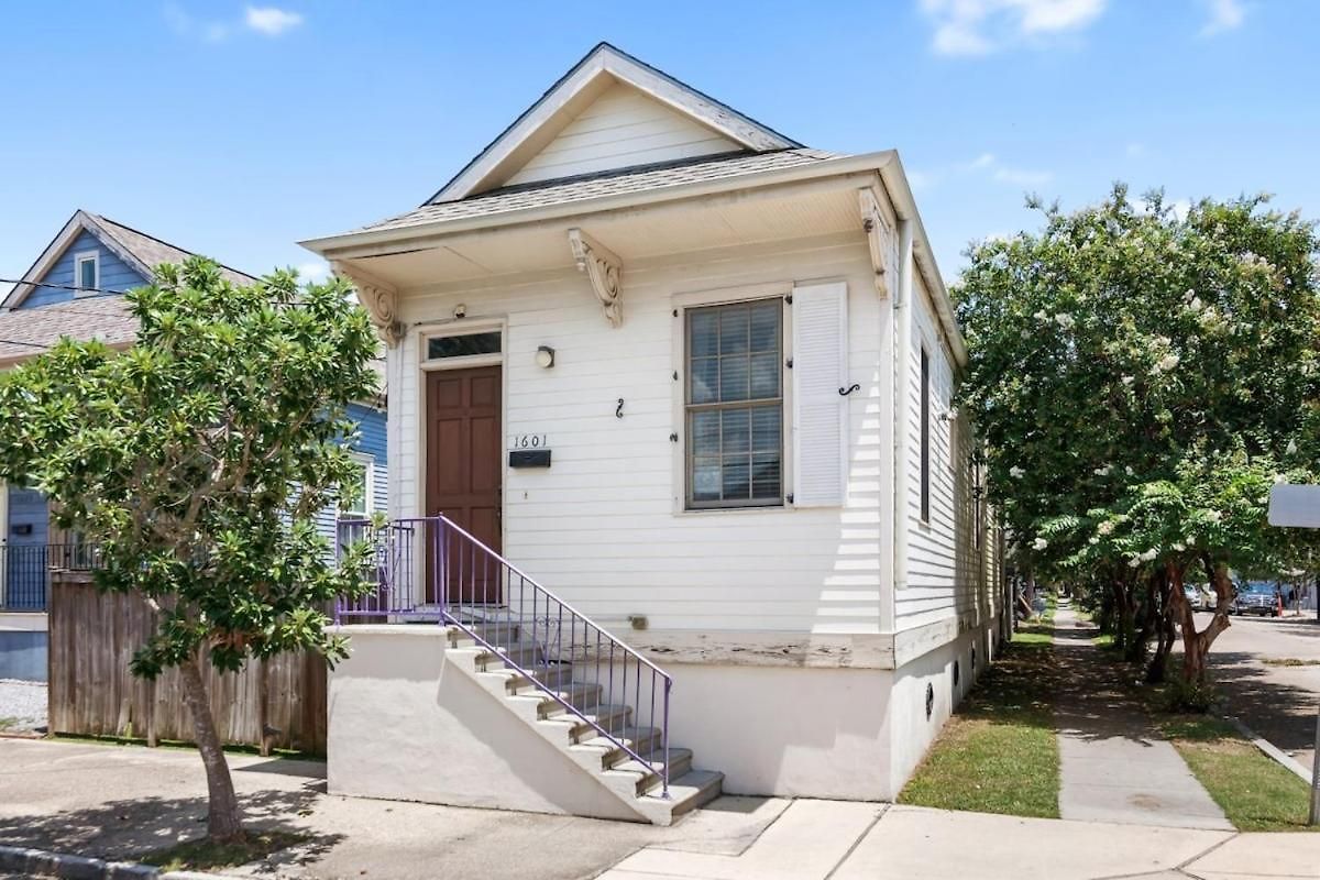 Dumaine Cozy - 3 Bed Close To Qtr Holiday home