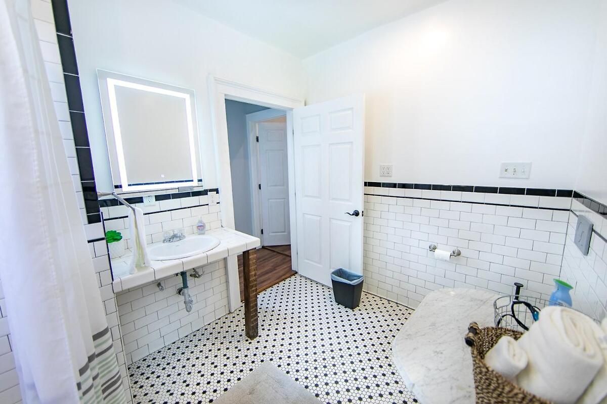 Holiday home St Ann Creole Victorian - 5 Bed-5 Bath