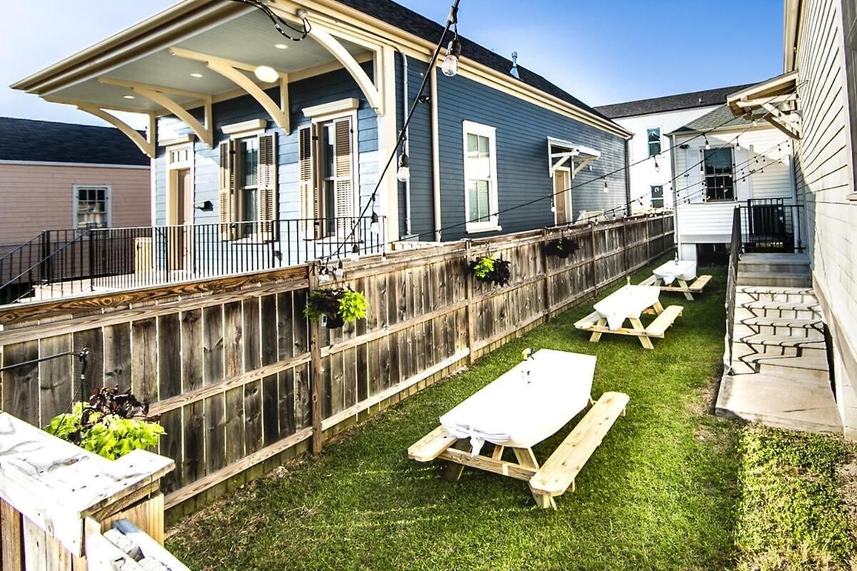 Dumaine Cozy - 3 Bed Close To Qtr Holiday home *