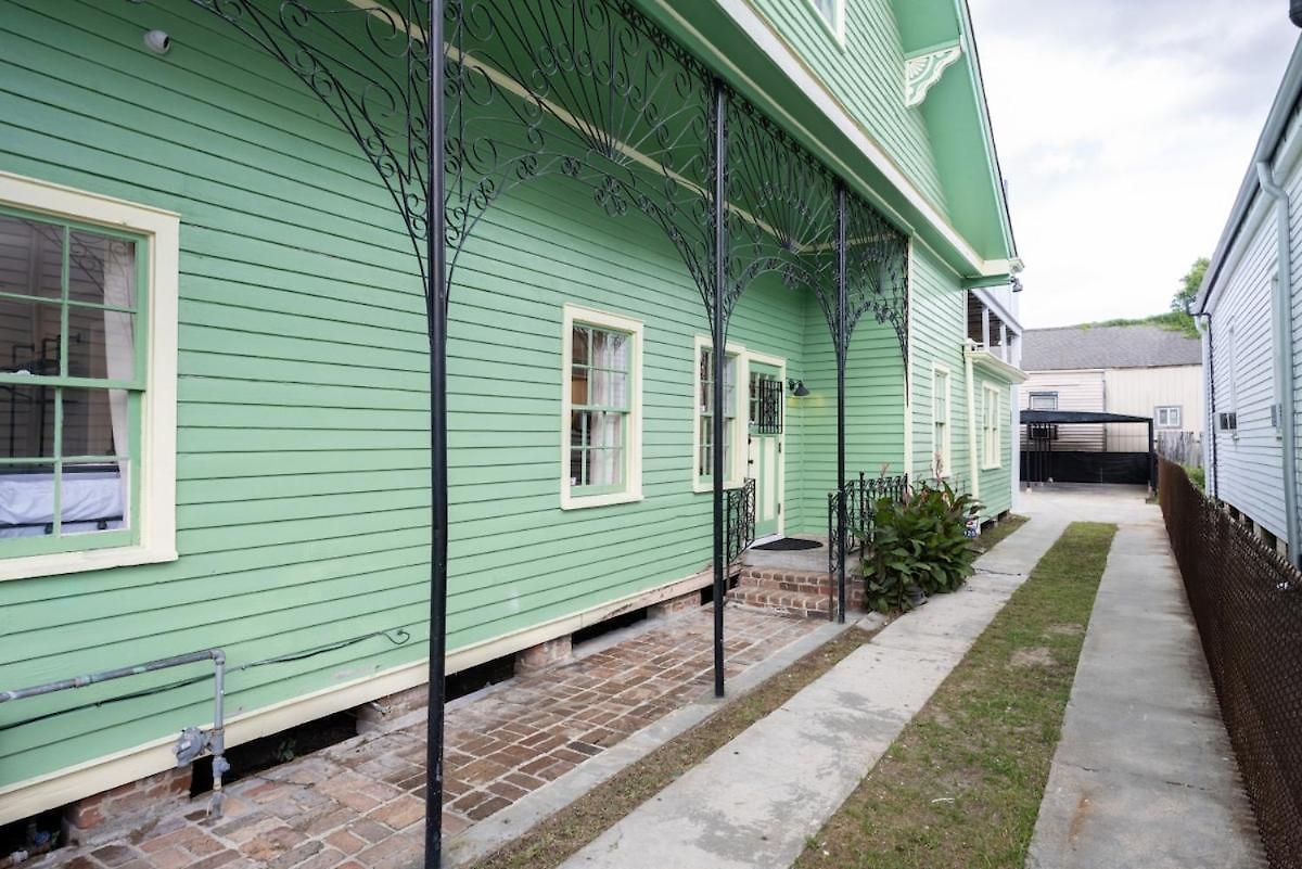 Mandeville Creole - 3 Bed-2 Bath *