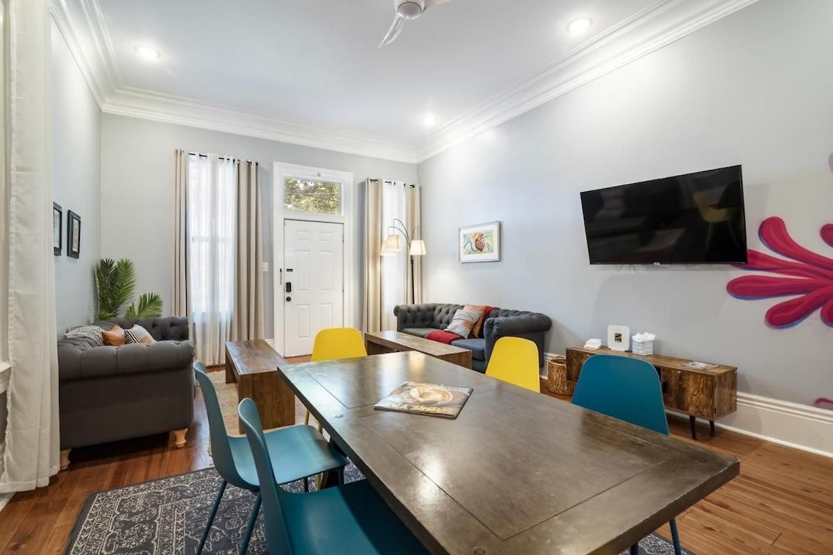 Apartment Governors Historic 5bed-5ba *