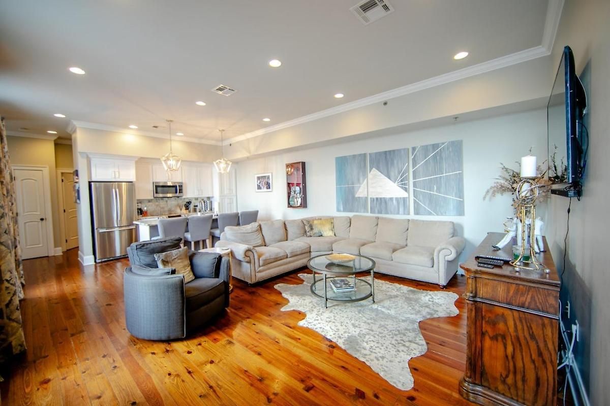 The Frenchman 2bed - 2 Bath New Orleans