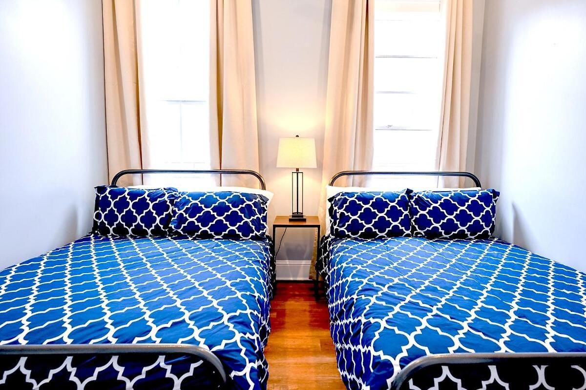 Governors - 2 Bedroom - Steps To Fq Apartment
