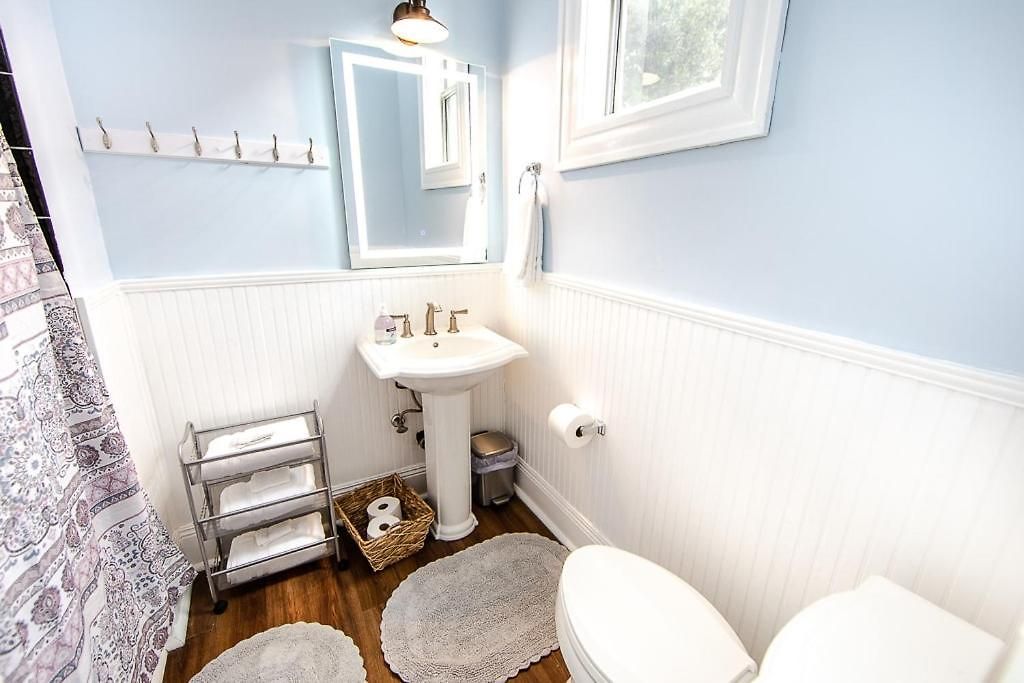 5br Historic Claiborne W/ Pool & Courtyard — 6 Blocks To French Quarter Apartment *