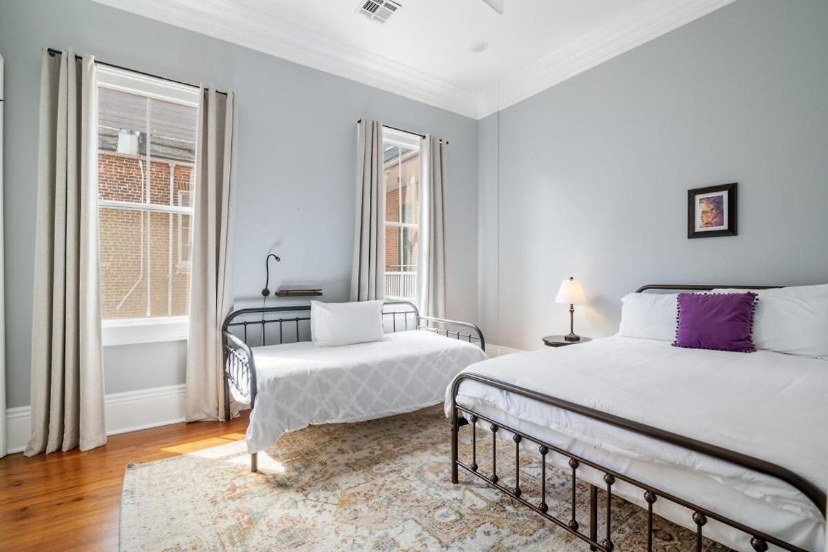 Apartment Governors Historic 5bed-5ba *